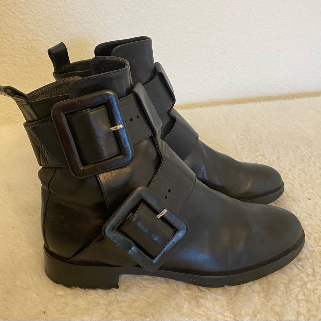 Pierre Hardy Women’s Black Leather Double Buckle Ankle Boots Luxury